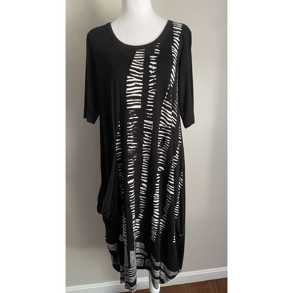 OZAI N KU Bliss Midi Dress S Black Artsy Alembika Asymmetric Pocket‎ Laganlook